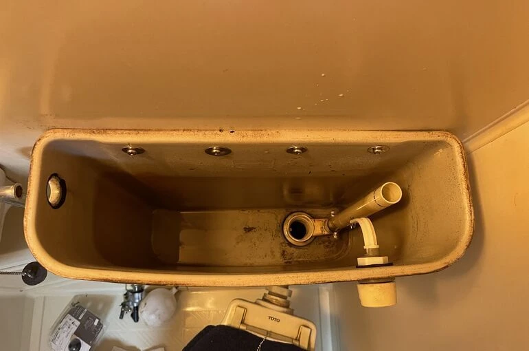 トイレ水漏れ修理